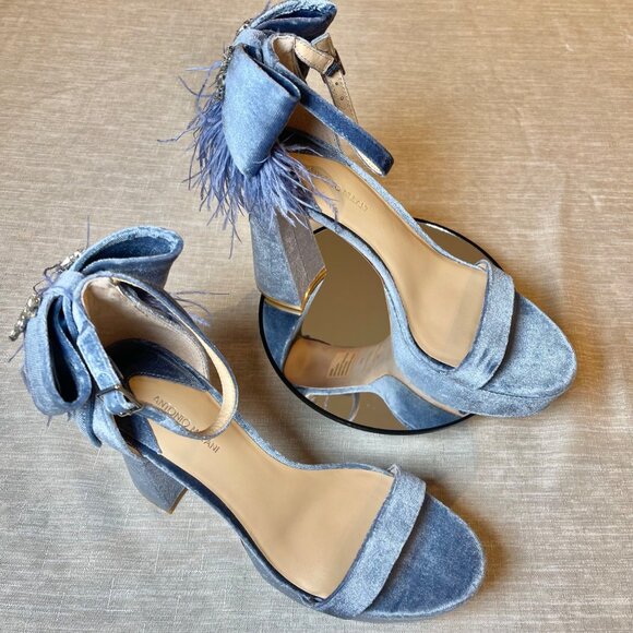 Antonio Melani Janie Blue Velvet Platform Sandals 9M Ankle Strap Ostrich Feather - Picture 1 of 14
